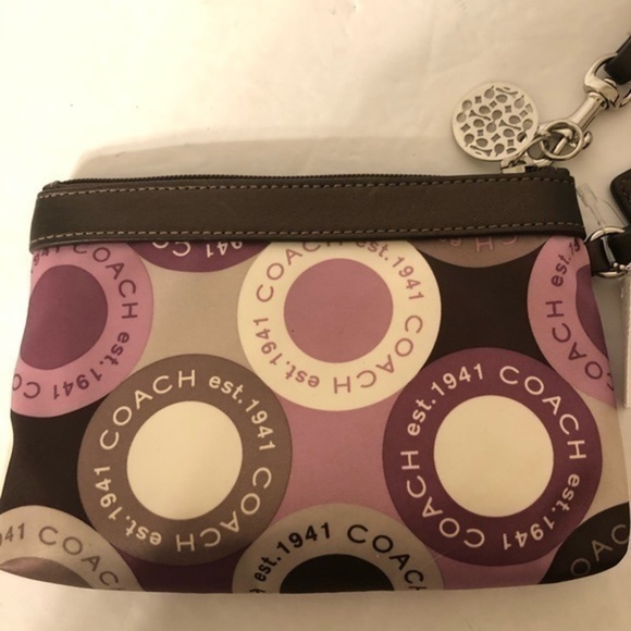 COACH pink snaphead wristlet